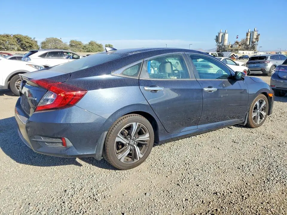 2017 HONDA CIVIC TOURING  