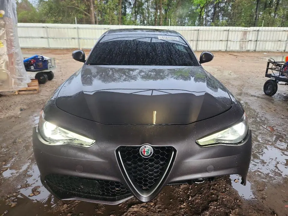 2018 ALFA ROMEO GIULIA   