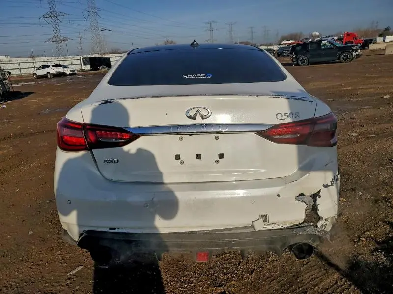 2018 INFINITI Q50 LUXE  