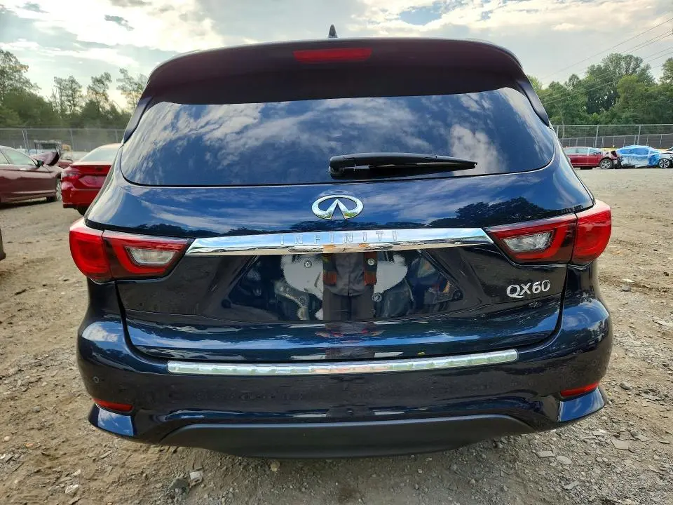 2019 INFINITI QX60 LUXE  