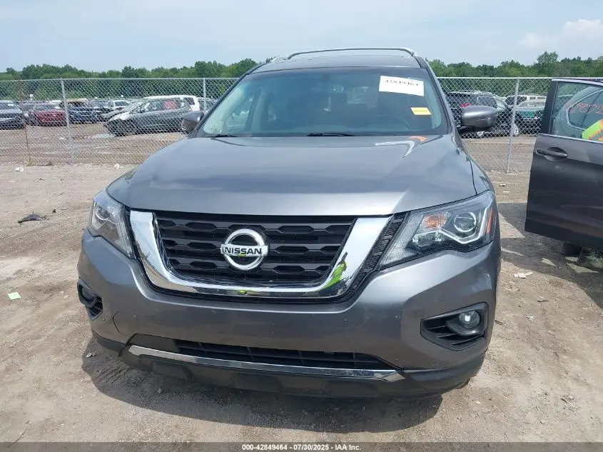 2018 NISSAN PATHFINDER PLATINUM