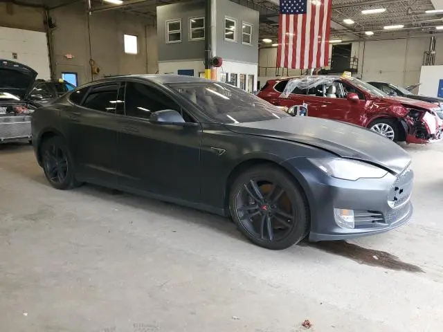 2013 TESLA MODEL S   