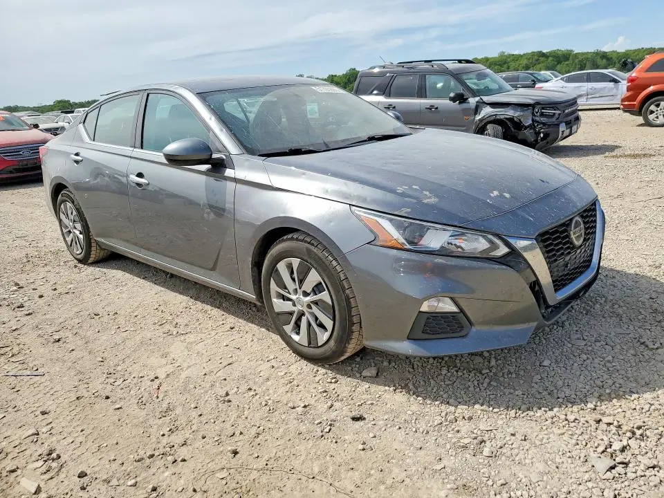 2020 NISSAN ALTIMA S  