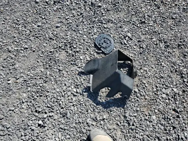 2010 MITSUBISHI OUTLANDER XLS