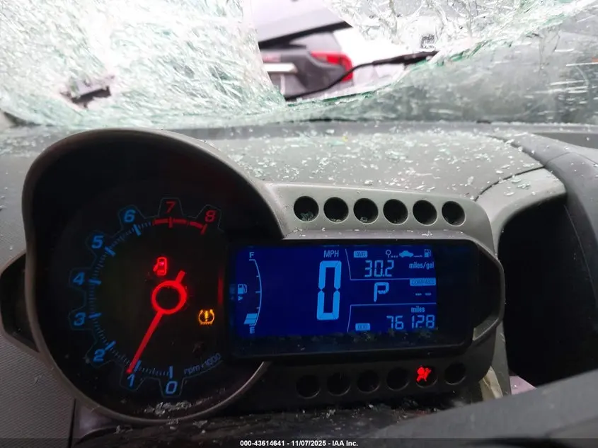 2015 CHEVROLET SONIC LT AUTO