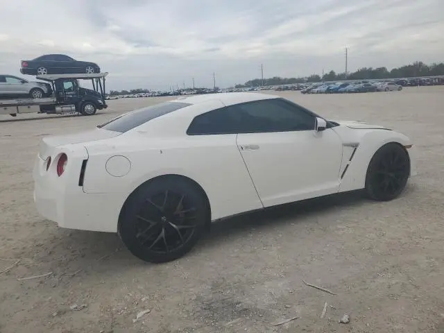 2015 NISSAN GT-R PREMIUM  