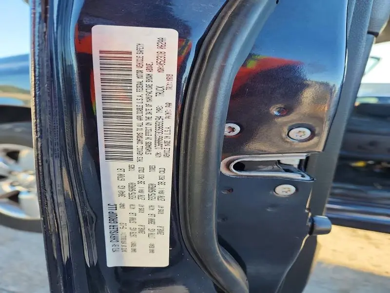 2013 RAM 1500 SLT  