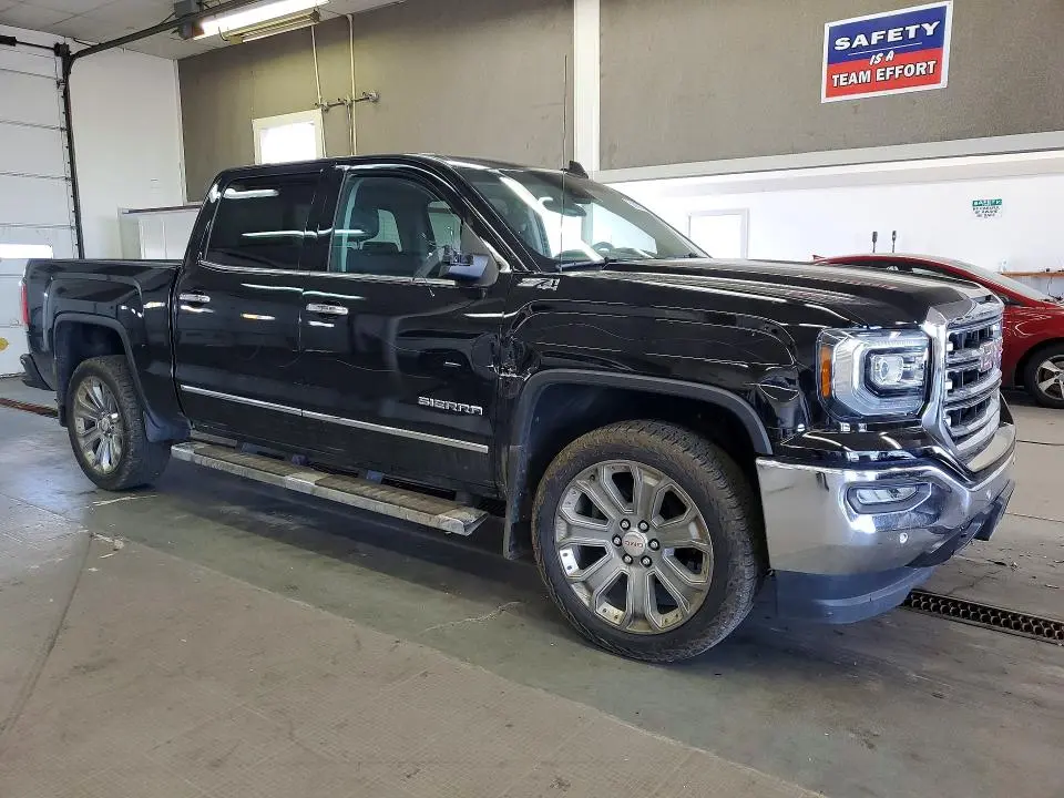 2018 GMC SIERRA K1500 SLT  