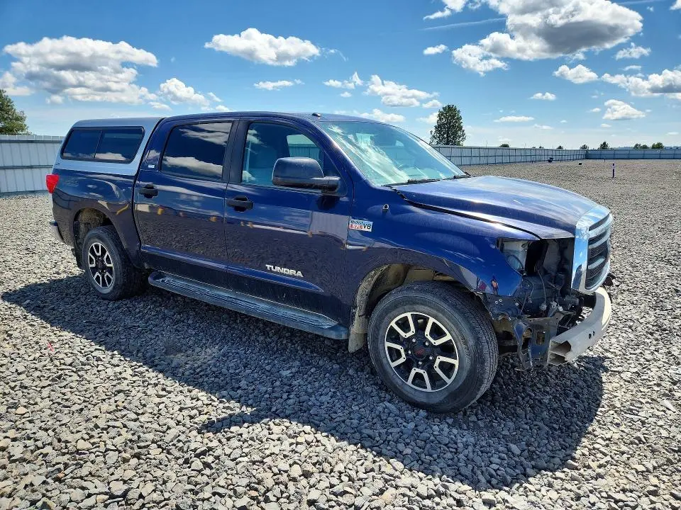 2010 TOYOTA TUNDRA CREWMAX SR5  