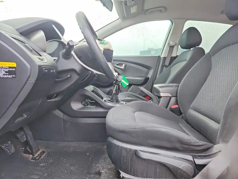 2011 HYUNDAI TUCSON GL  