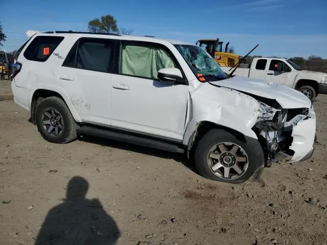 2024 TOYOTA 4RUNNER SR5/SR5 PREMIUM  