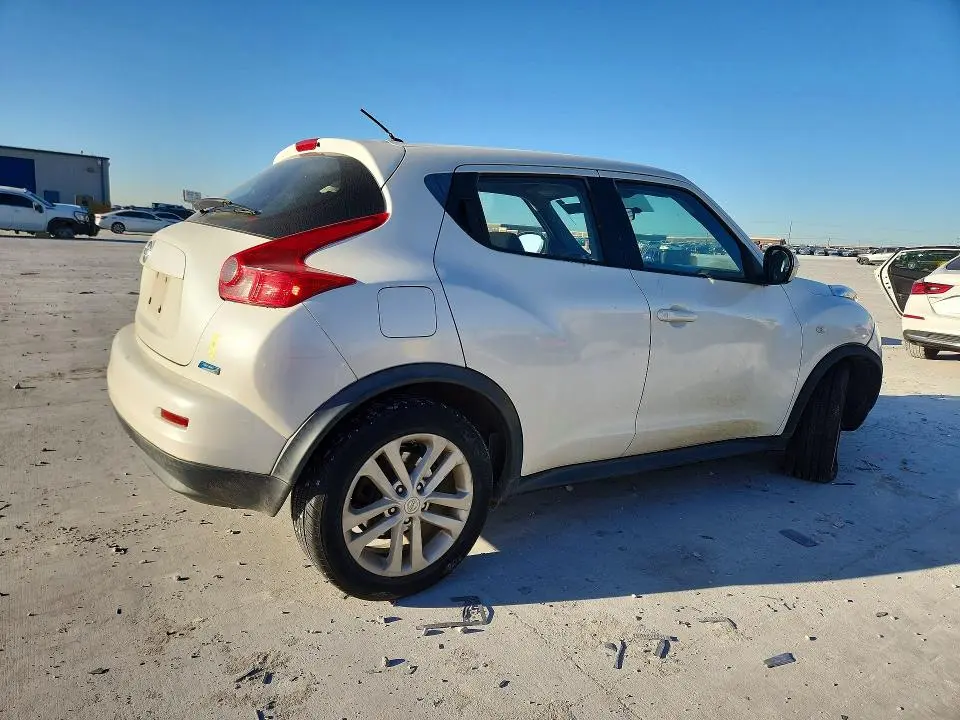 2013 NISSAN JUKE S  