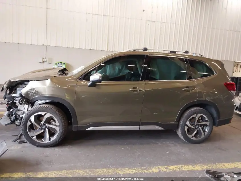 2022 SUBARU FORESTER TOURING