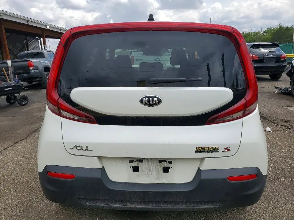 2021 KIA SOUL S  