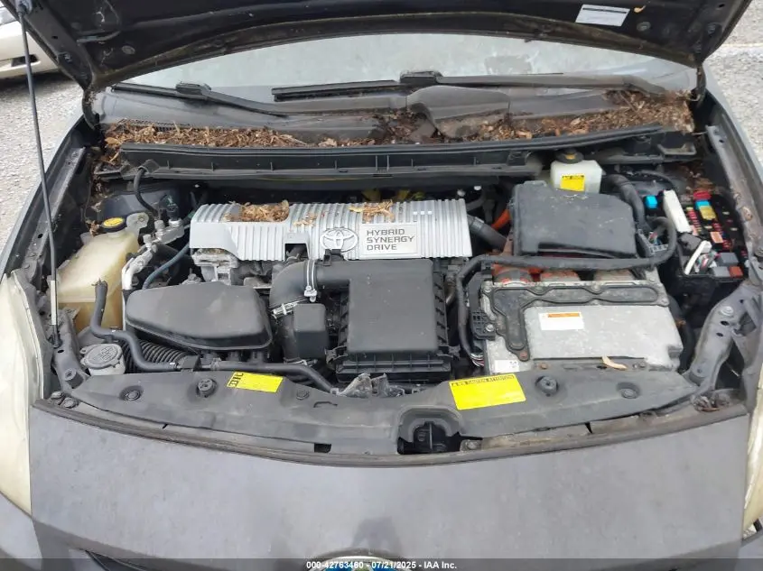 2010 TOYOTA PRIUS III