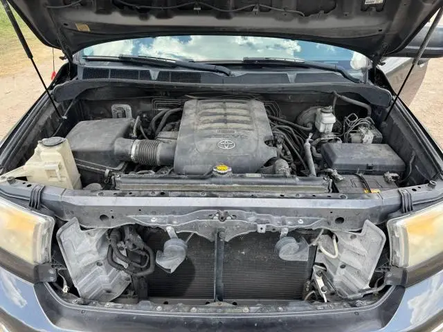 2012 TOYOTA TUNDRA CREWMAX SR5  