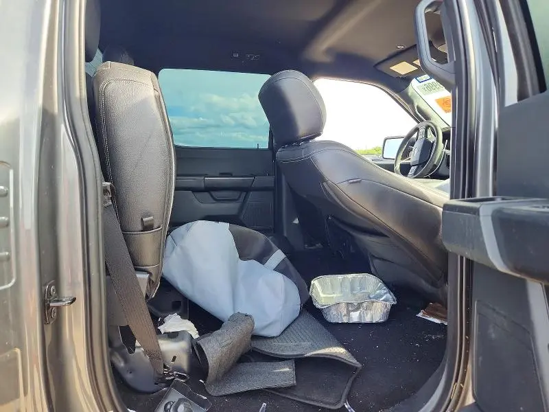 2024 FORD F150 STX  
