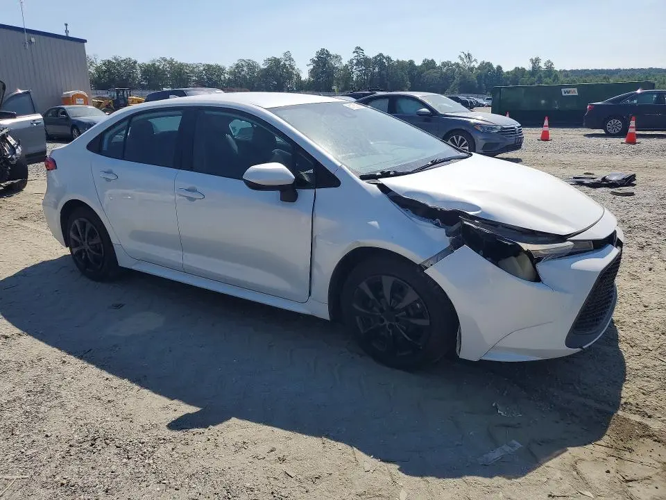 2022 TOYOTA COROLLA   