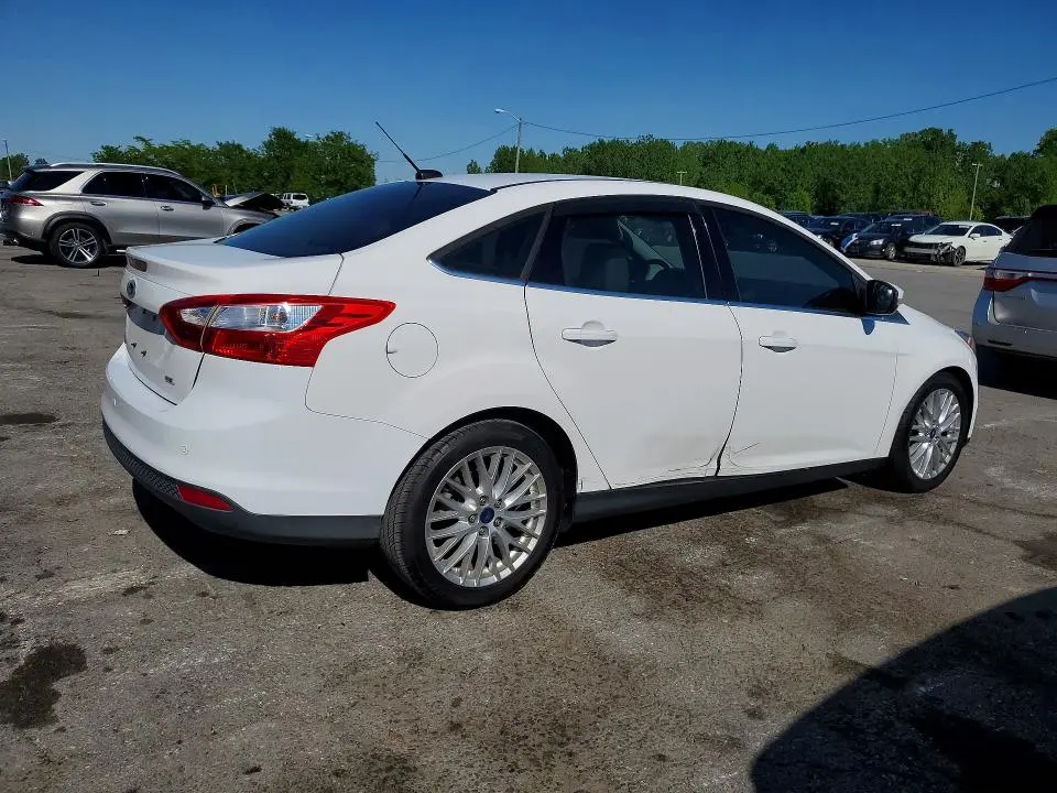 2012 FORD FOCUS SEL  