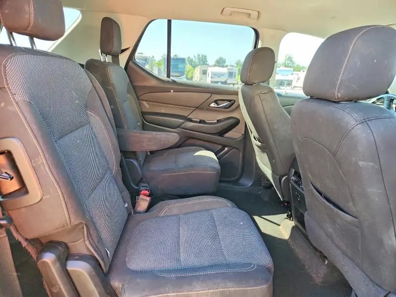 2018 CHEVROLET TRAVERSE LT  