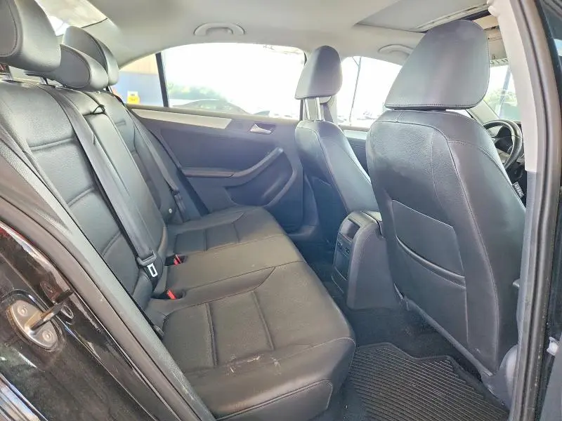 2014 VOLKSWAGEN JETTA SE  