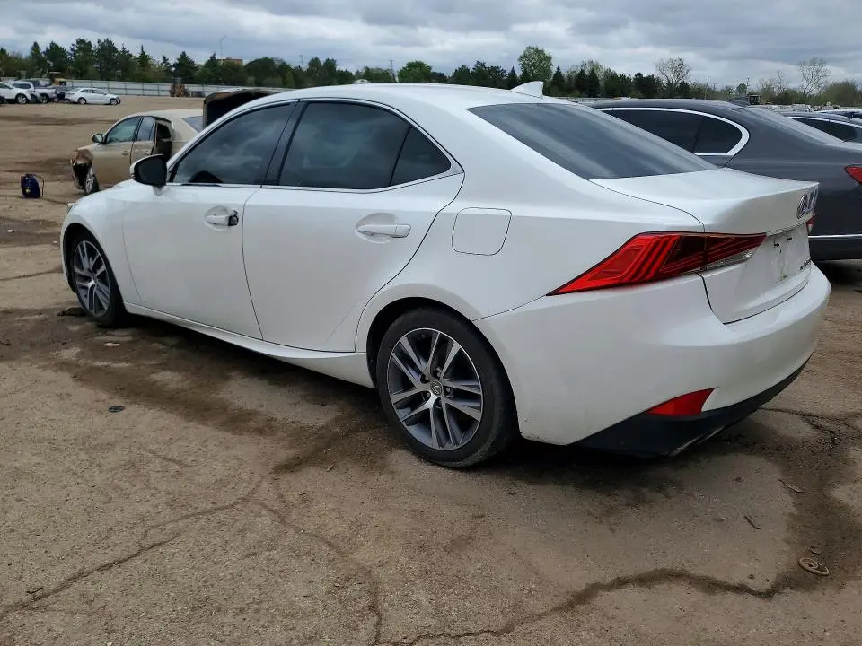 2017 LEXUS IS 300  