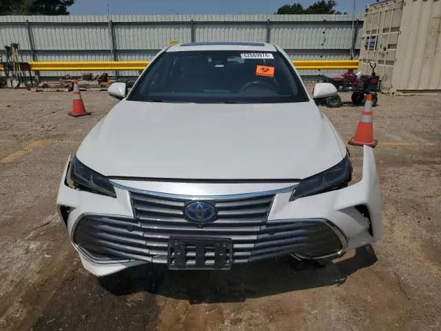 2021 TOYOTA AVALON LIMITED  