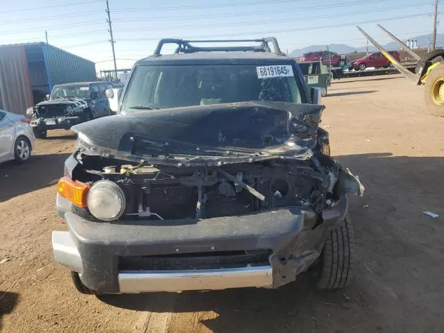 2012 TOYOTA FJ CRUISER