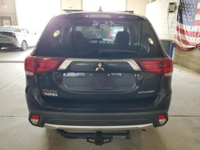 2018 MITSUBISHI OUTLANDER ES  