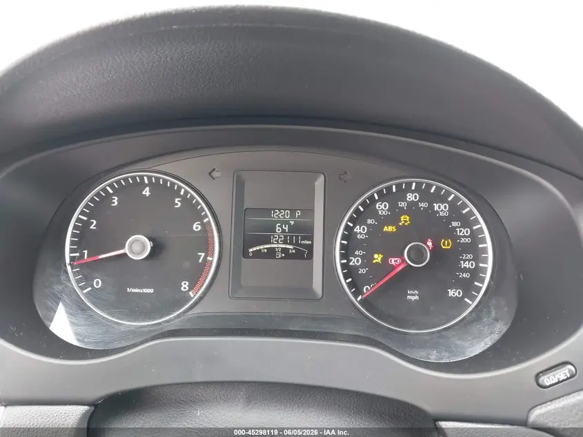 2013 VOLKSWAGEN JETTA 2.5L SE