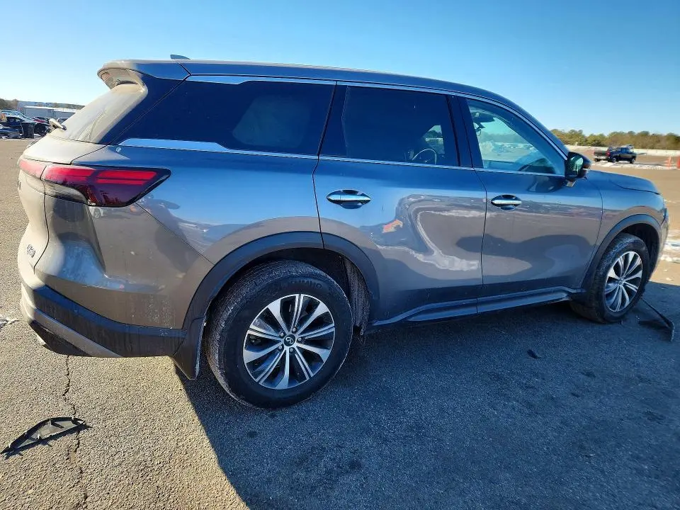 2023 INFINITI QX60 PURE  