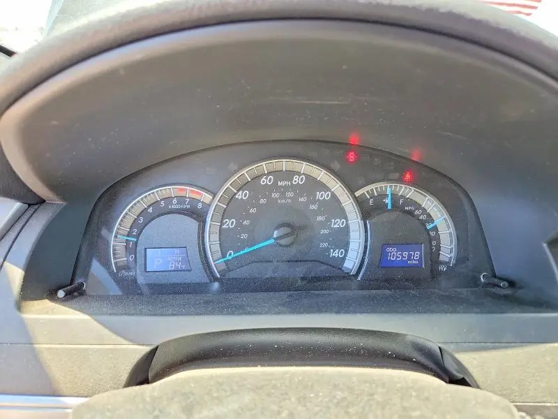 2012 TOYOTA CAMRY SE  