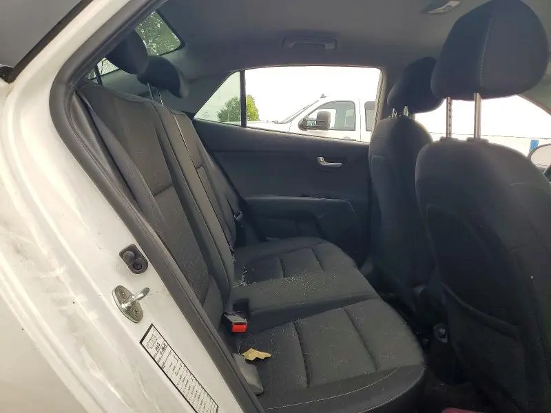 2020 KIA RIO S  