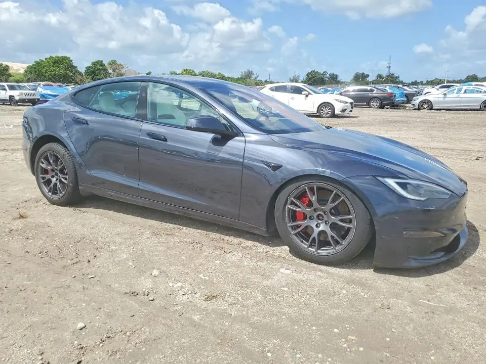 2024 TESLA MODEL S   
