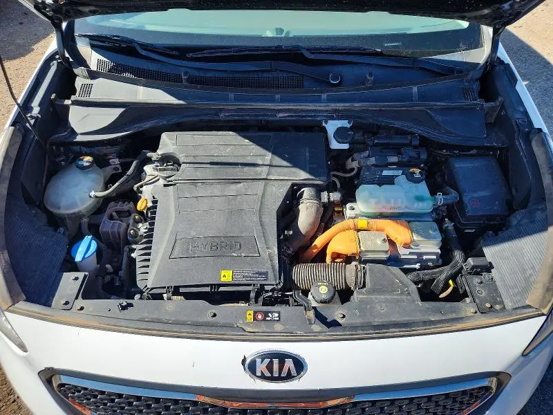2019 KIA NIRO LX  