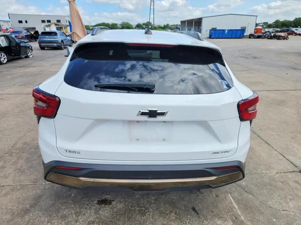 2024 CHEVROLET TRAX ACTIV  
