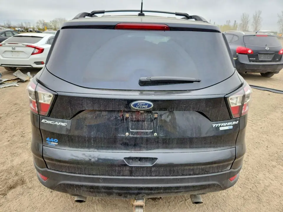 2017 FORD ESCAPE TITANIUM  