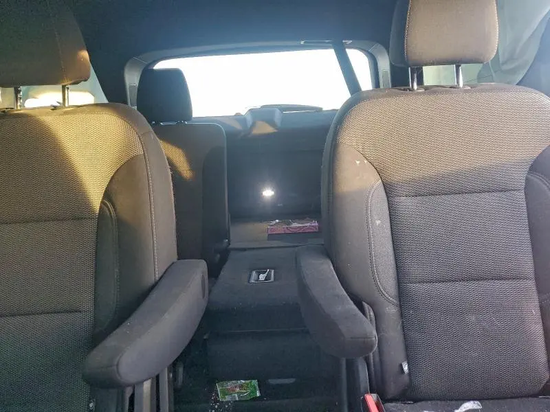 2023 CHEVROLET TRAVERSE LT  