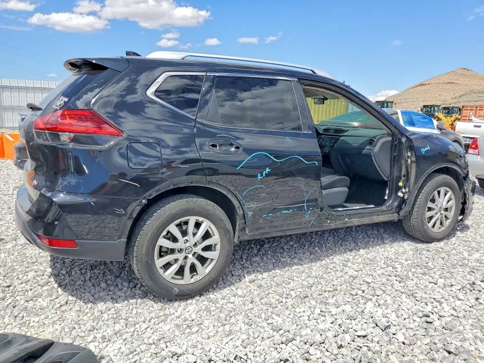 2017 NISSAN ROGUE SV  