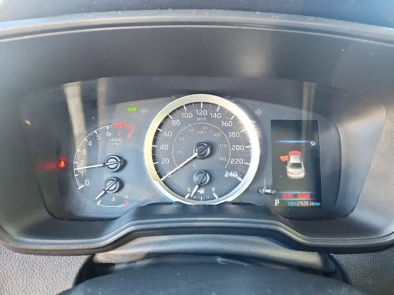 2021 TOYOTA COROLLA LE  