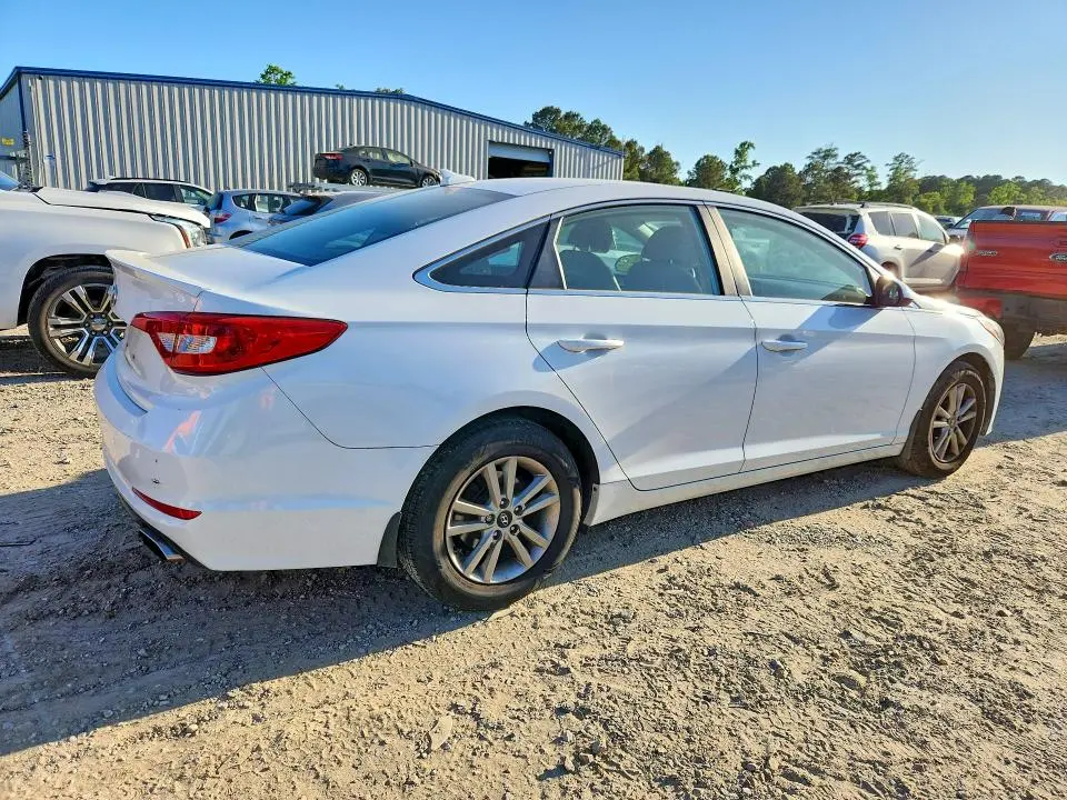 2017 HYUNDAI SONATA SE  