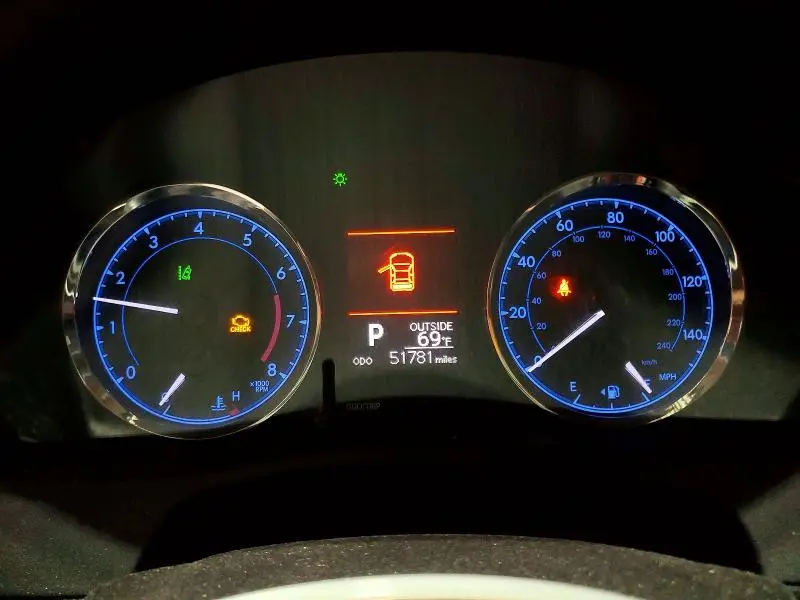2019 TOYOTA COROLLA LE  