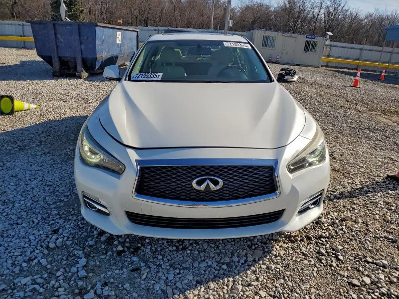 2016 INFINITI Q50 BASE  