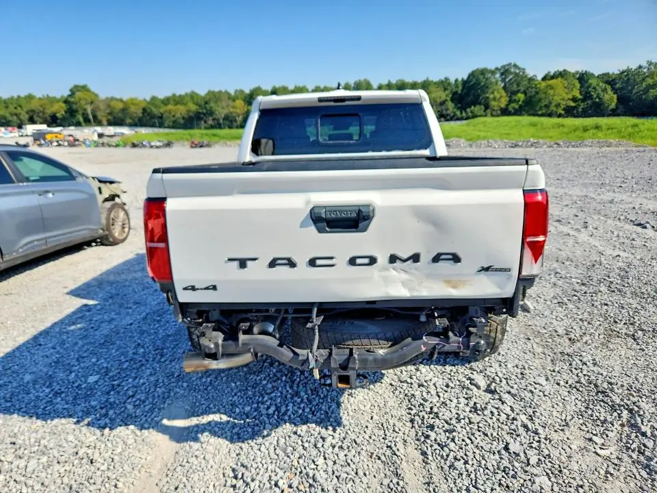 2024 TOYOTA TACOMA TRD SPORT  