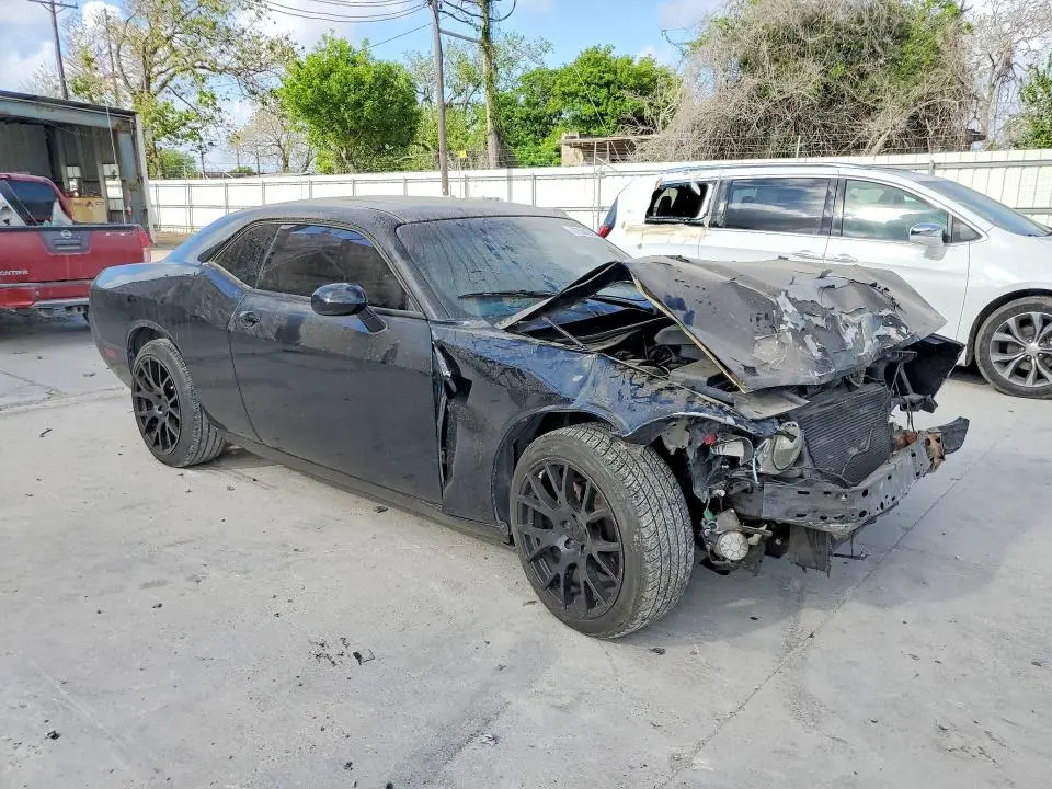 2013 DODGE CHALLENGER SXT  