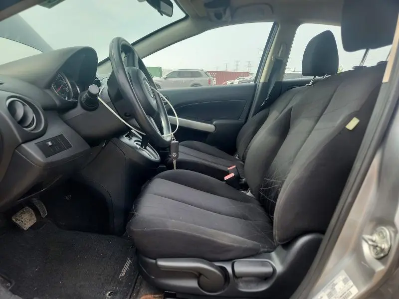 2012 MAZDA MAZDA2   