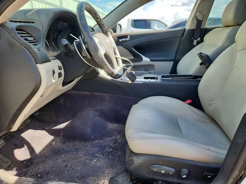 2013 LEXUS IS 250  