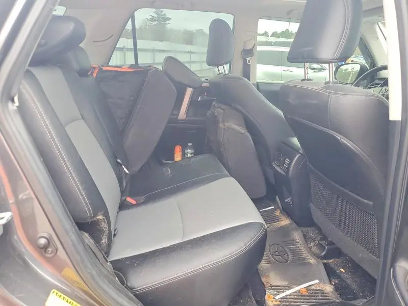 2022 TOYOTA 4RUNNER SR5 PREMIUM  