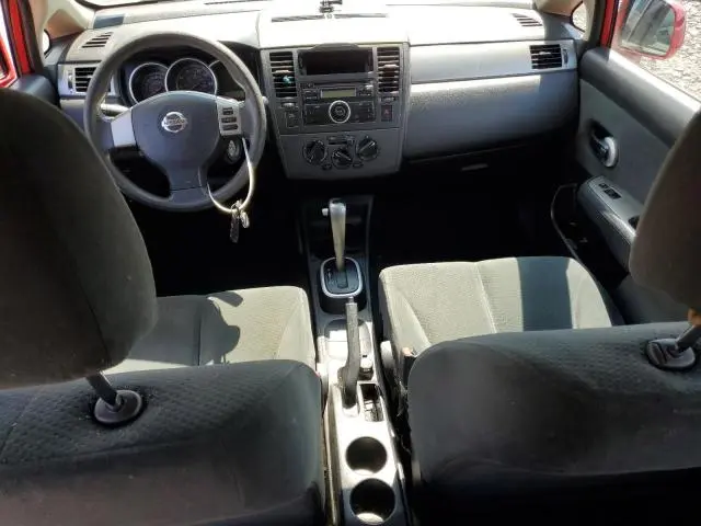 2010 NISSAN VERSA S  
