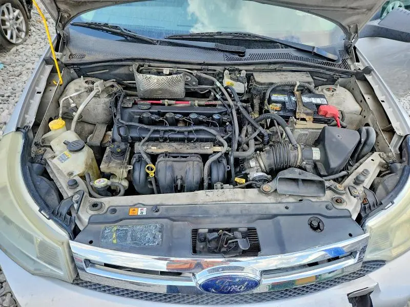 2010 FORD FOCUS SE  
